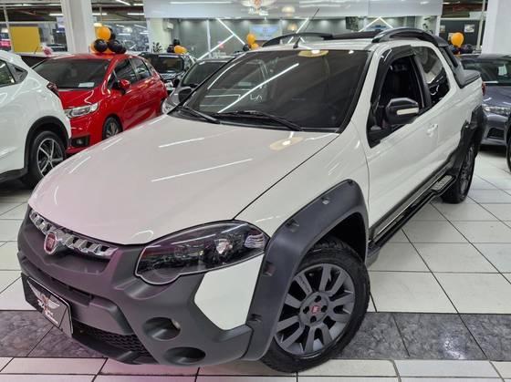 FIAT STRADA 1.8 MPI ADVENTURE CD 16V FLEX 3P MANUAL FIAT STRADA 1.8 MPI ADVENTURE CD 16V FLEX 3P MANUAL